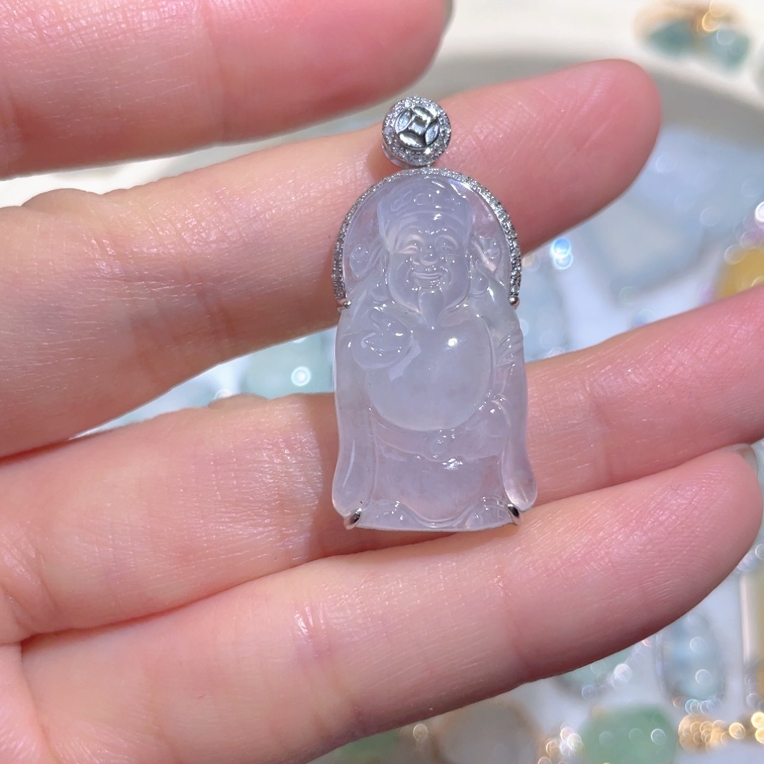 翡翠颈饰18K金镶嵌翡翠