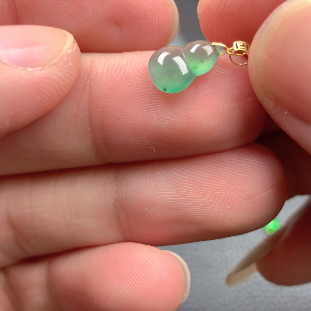 【闪购商品】颈饰18K金镶嵌翡翠翡翠