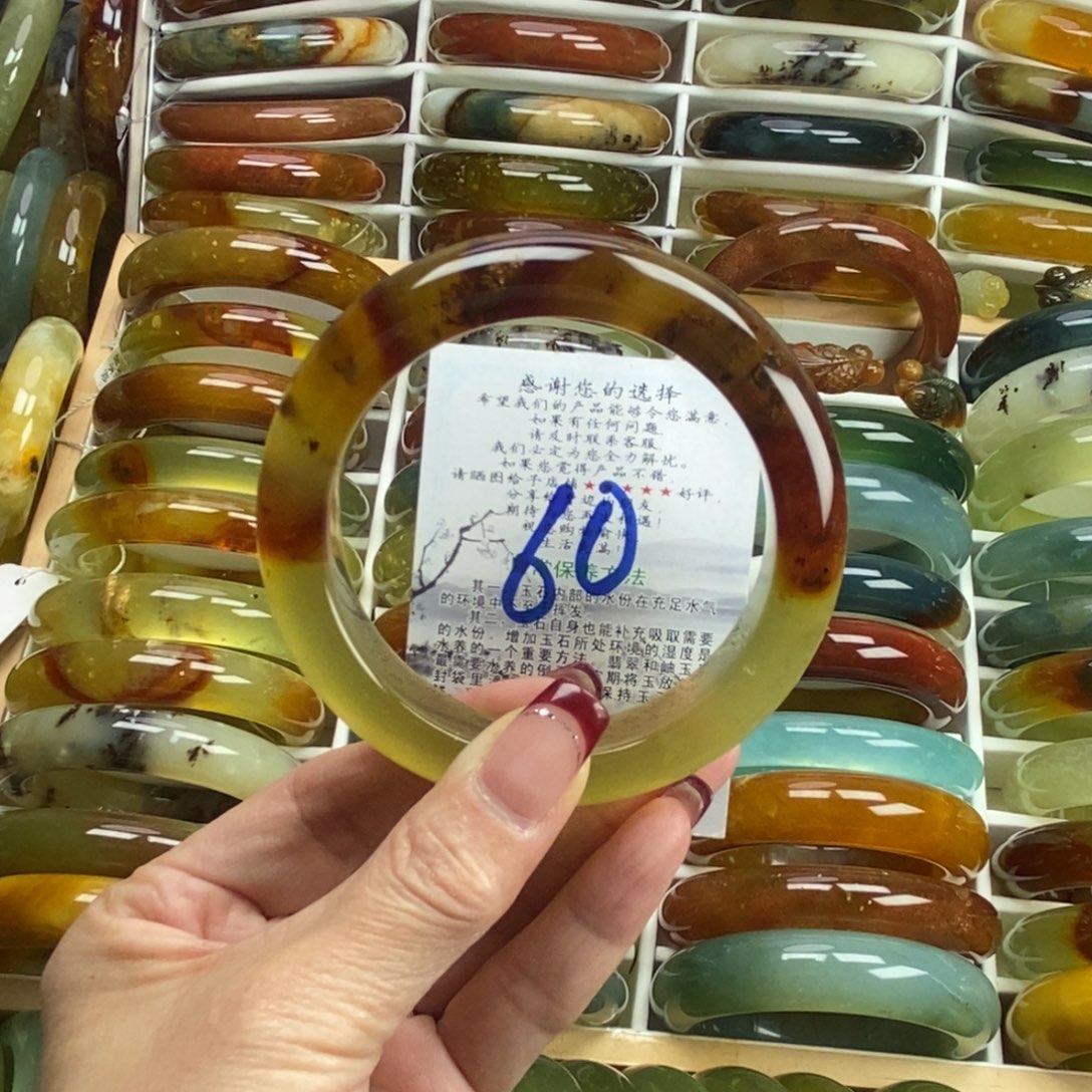 未镶嵌蛇纹石玉手镯