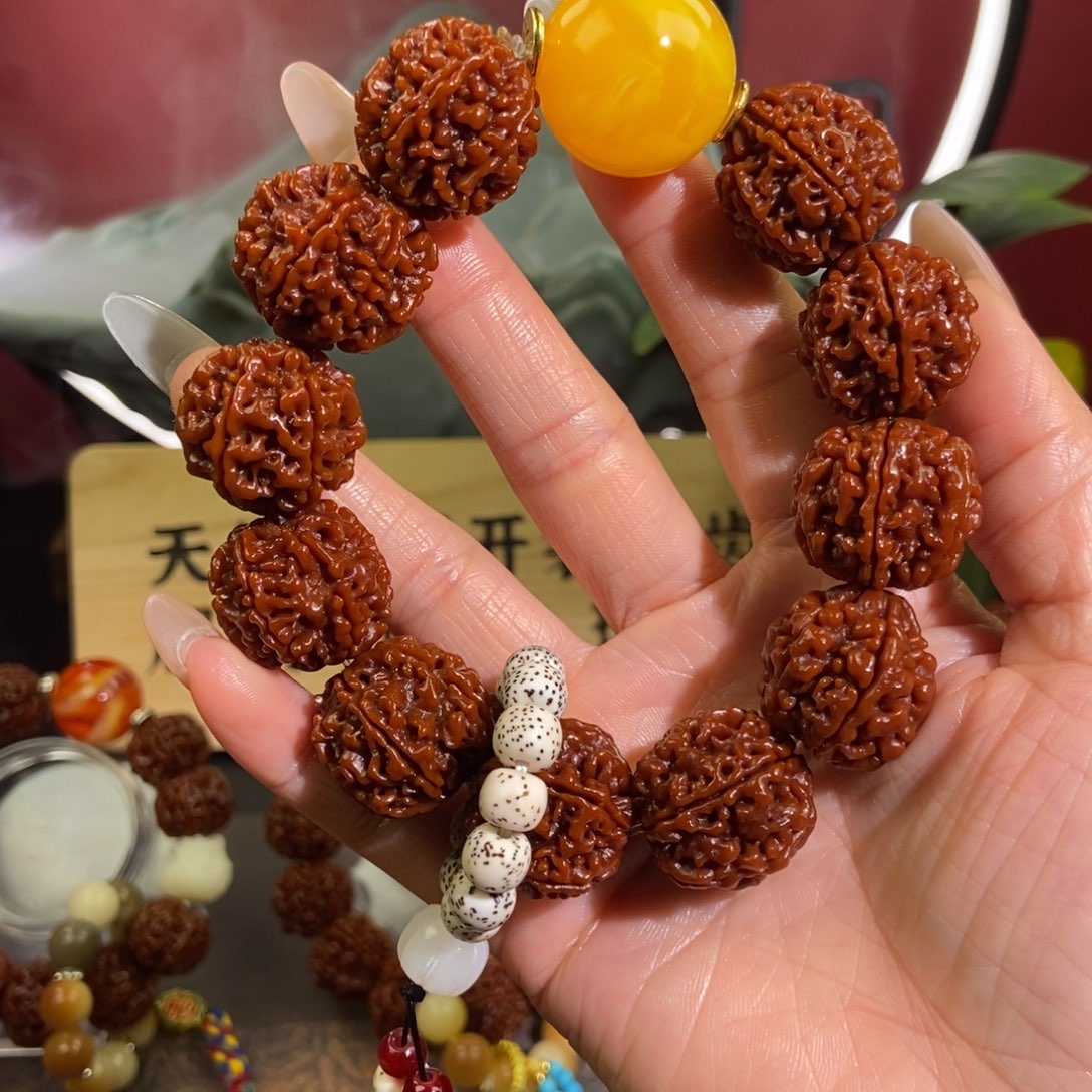 金刚菩提手串622。           