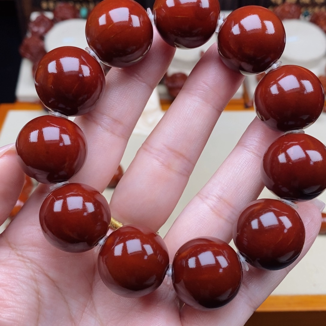 橄榄核吊坠龙**下正圆光珠