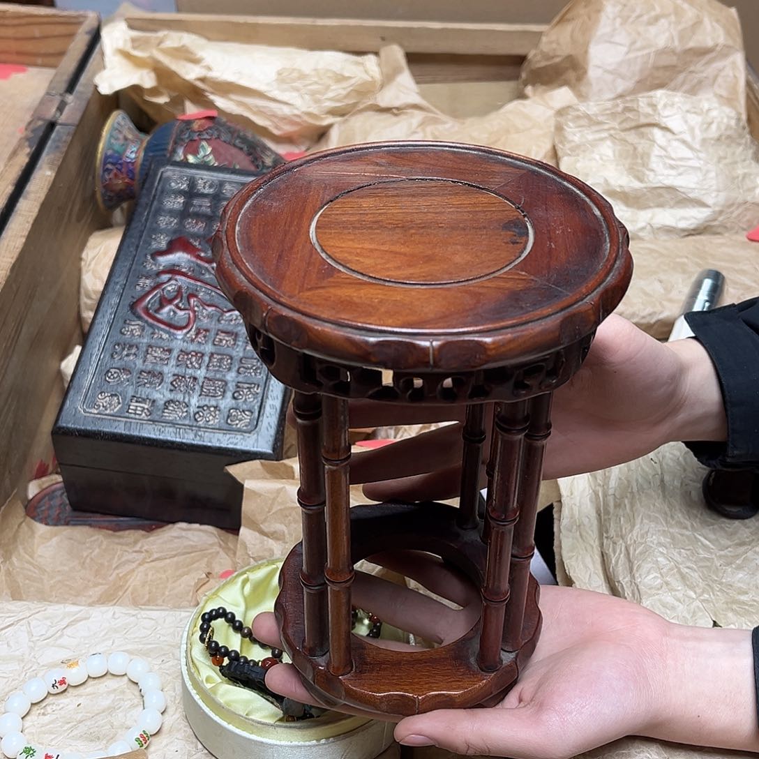 大叶紫檀（黑酸枝木类）