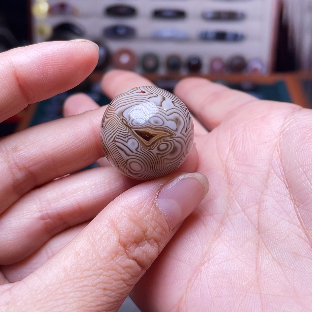 飞***湖玛瑙/玉髓未镶嵌珠宝奇石