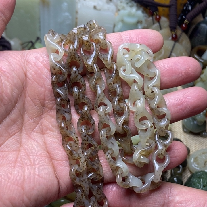 和田玉未镶嵌挂件