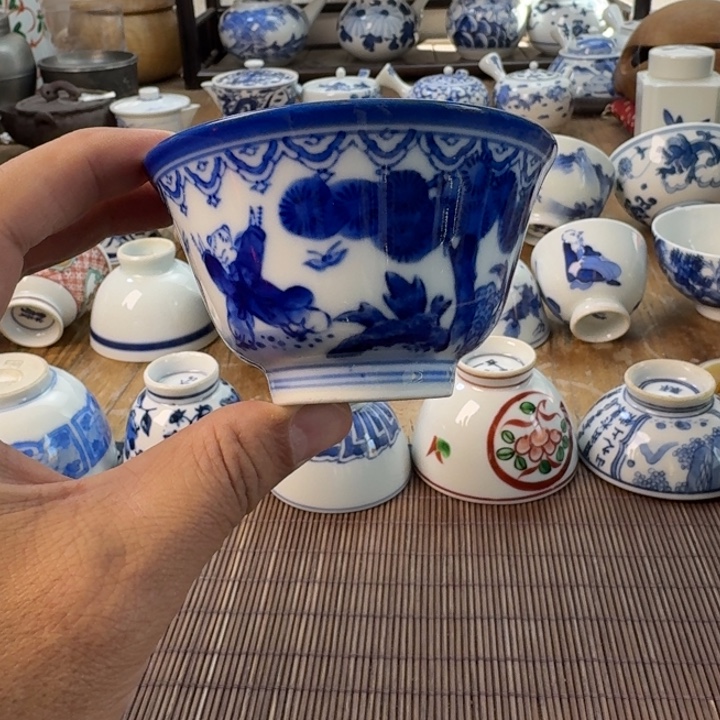 青花杯子茶具瓷器