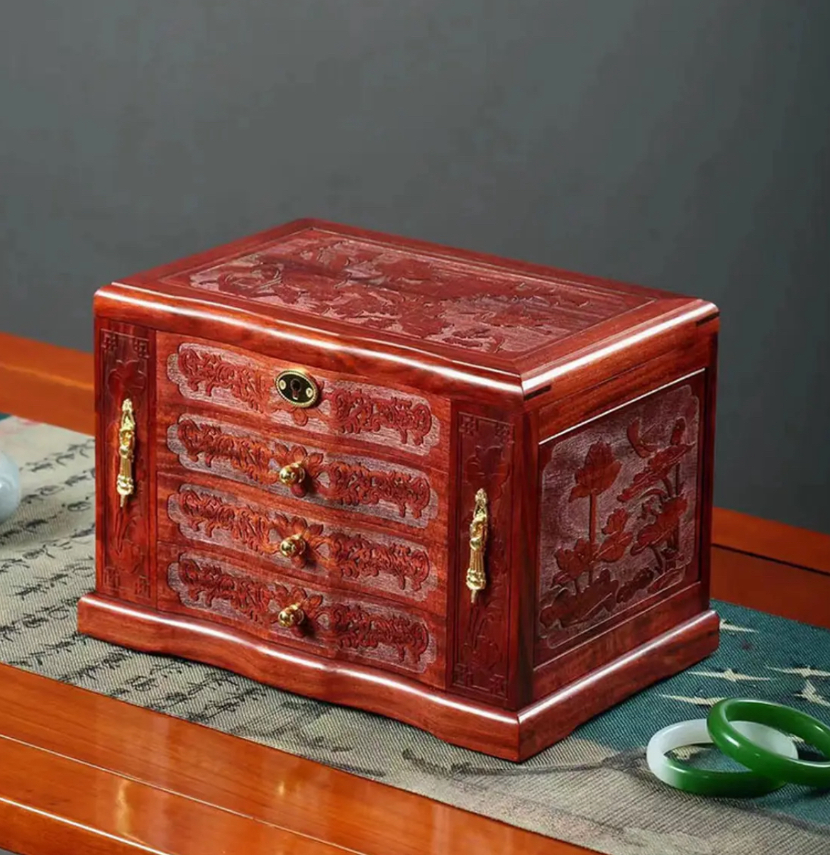 赞比亚紫檀荷塘月色双侧开一键锁首饰盒