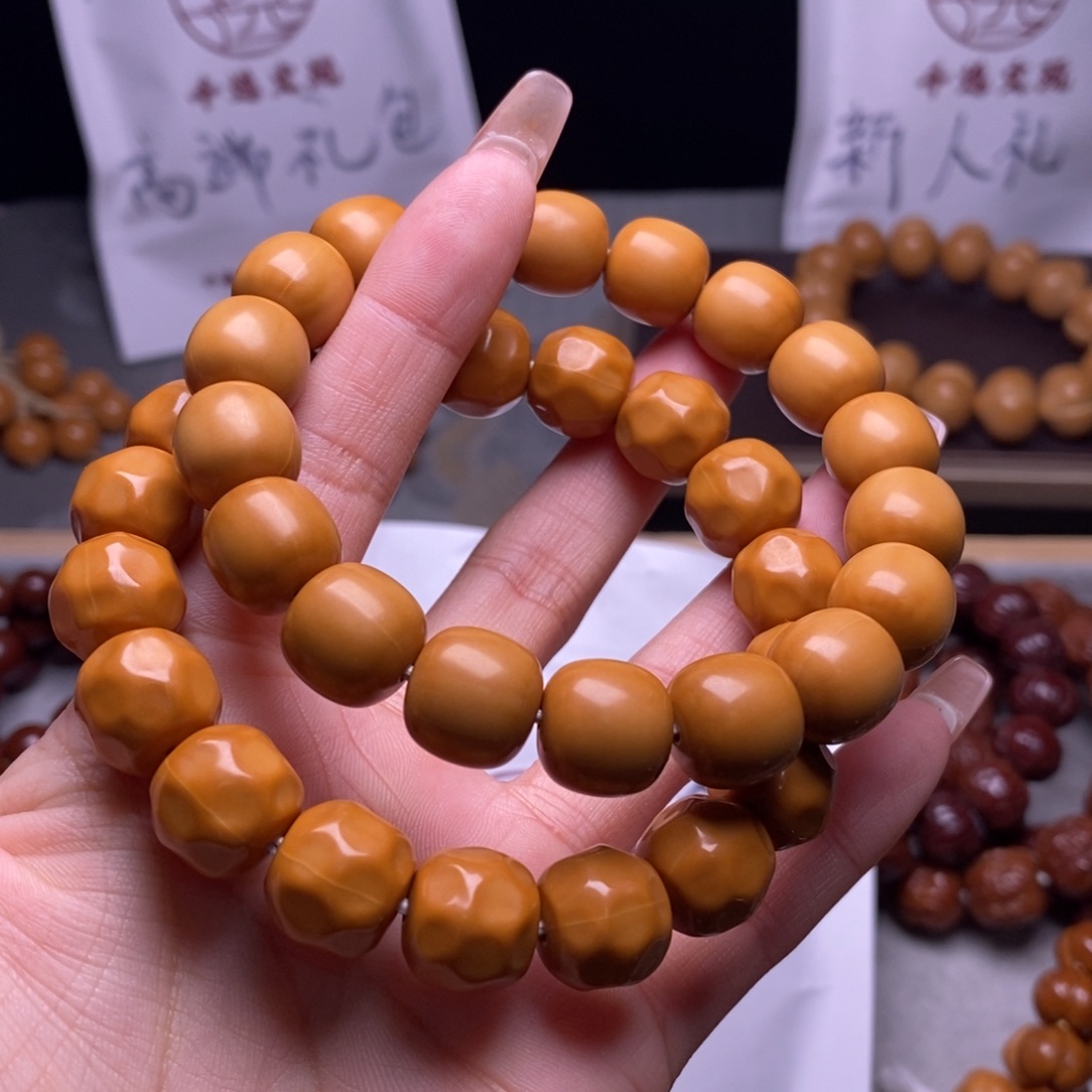 文玩核桃手串老型奶酪