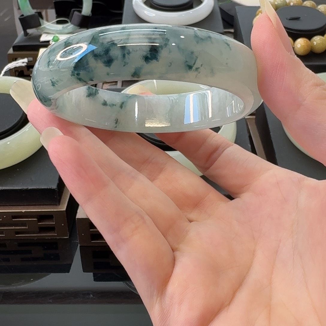 翡翠手镯未镶嵌天然翡翠饰品带证书