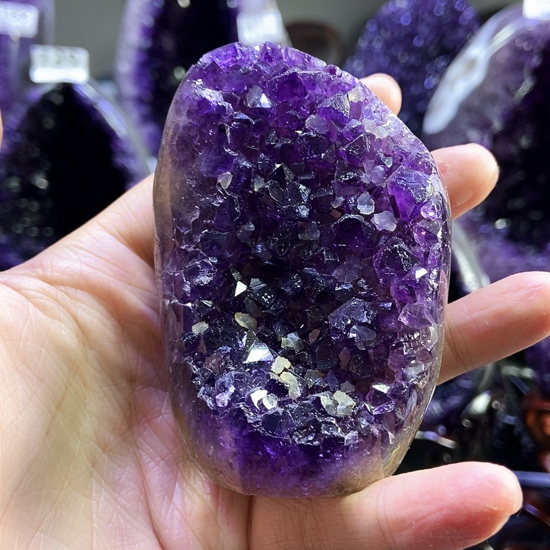 未镶嵌大型摆件（非配饰）紫晶