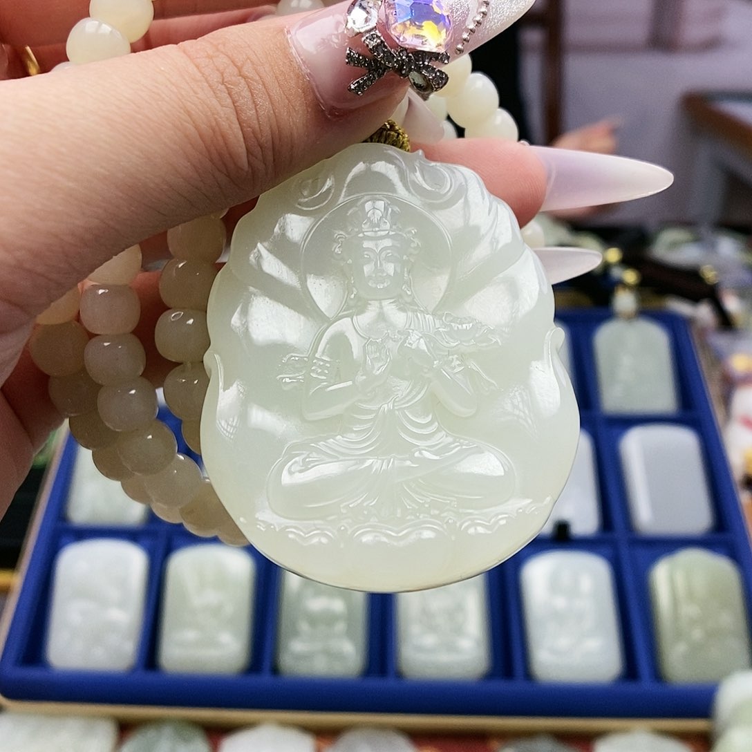 【闪购商品】和田玉颈饰未镶嵌