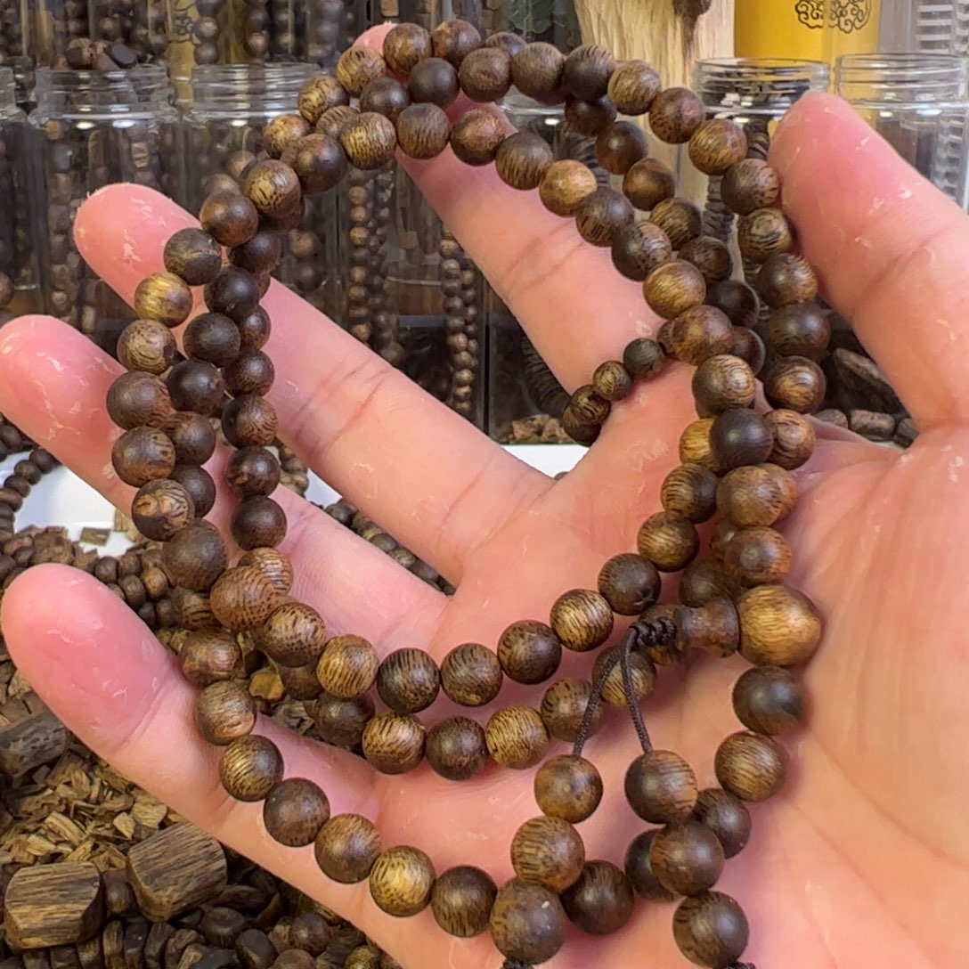 美***i沉香手串乌身圆叶手串17