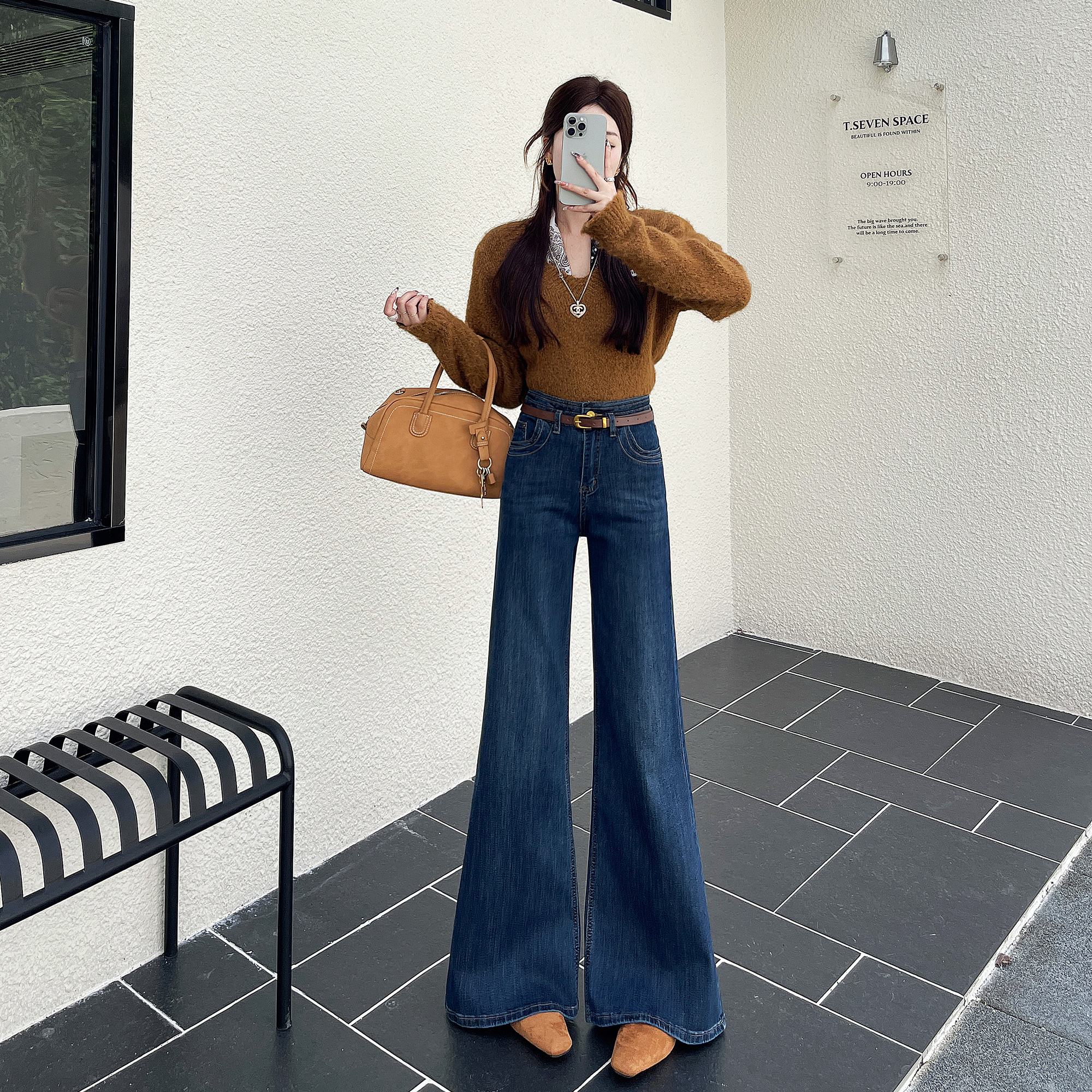 高腰微喇叭牛仔裤女2025秋季网红复古新款弹力宽松直筒显瘦潮7943