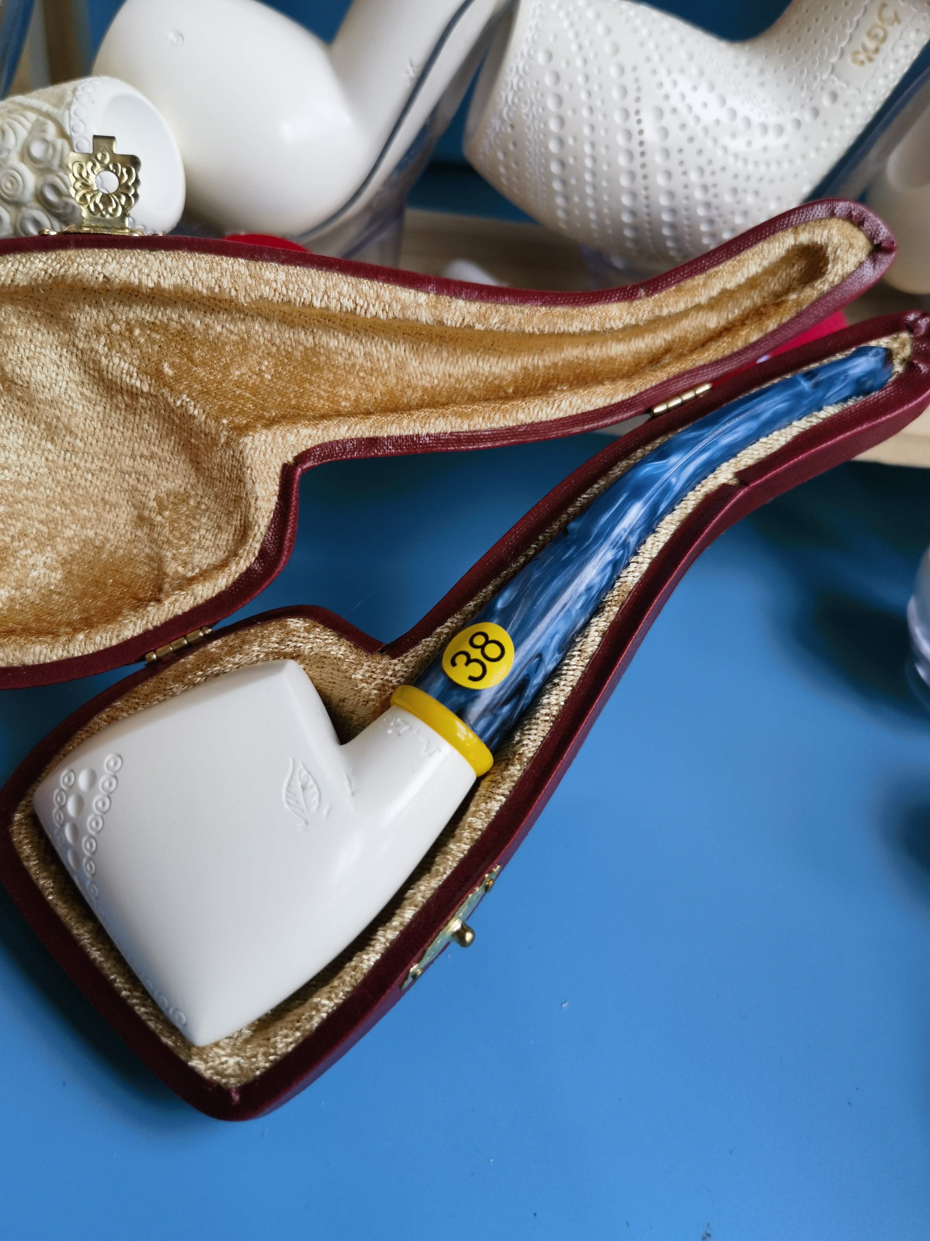 38号土耳其海泡石原石进口的自由式弯斗