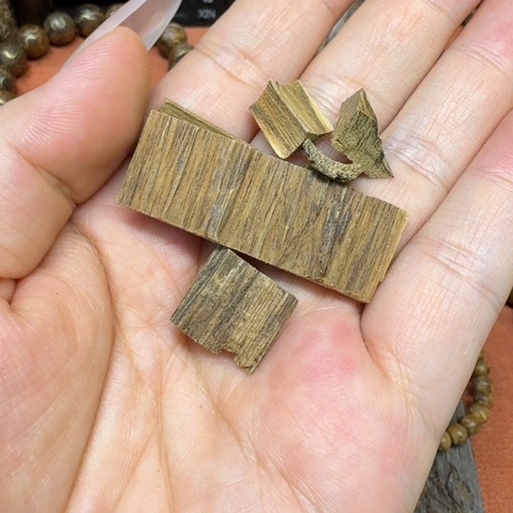 沉香碎屑沉香馨安居沉香88888