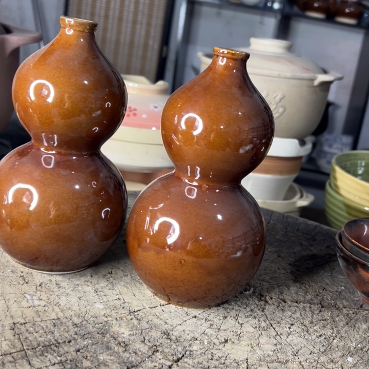 库存尾货葫芦瓶一对