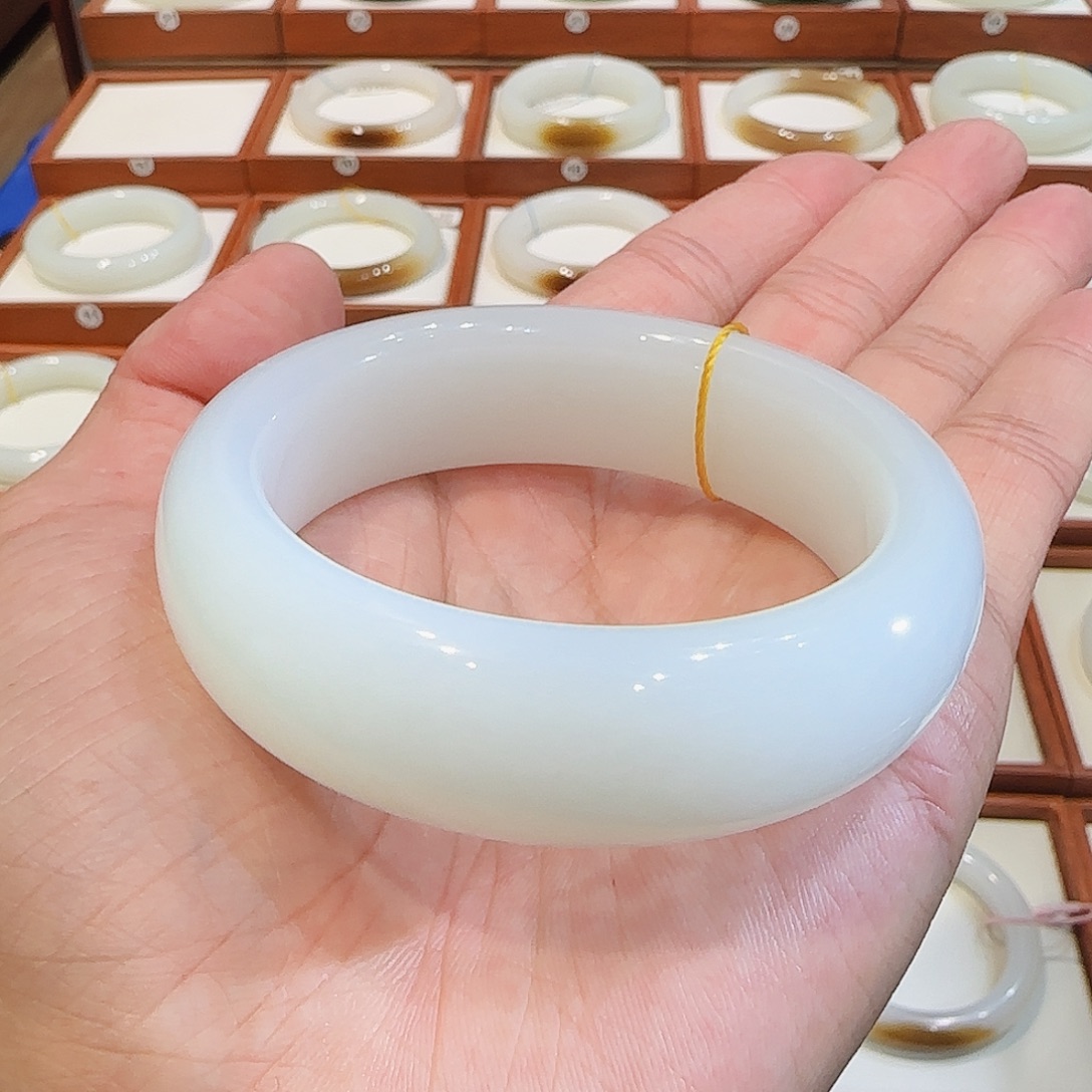 和田玉未镶嵌手镯新疆富贵轮胎羊脂玉56 57 58