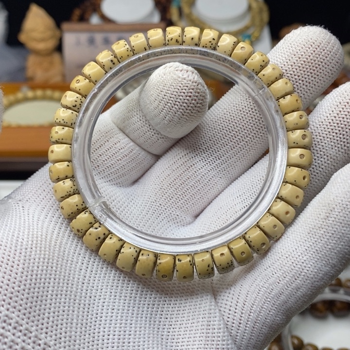 星月菩提手串星月菩提8x4原生态鸡油黄