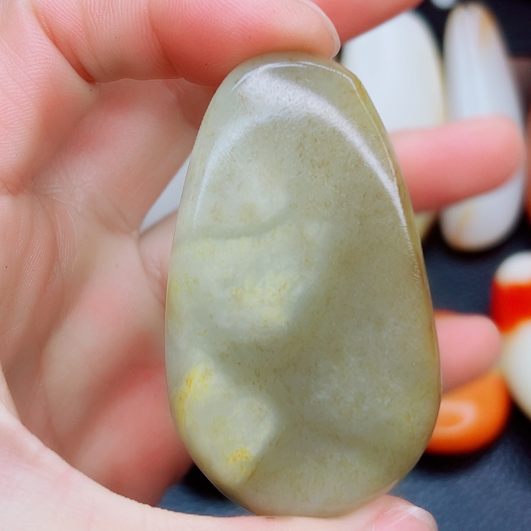 和田玉未镶嵌挂件