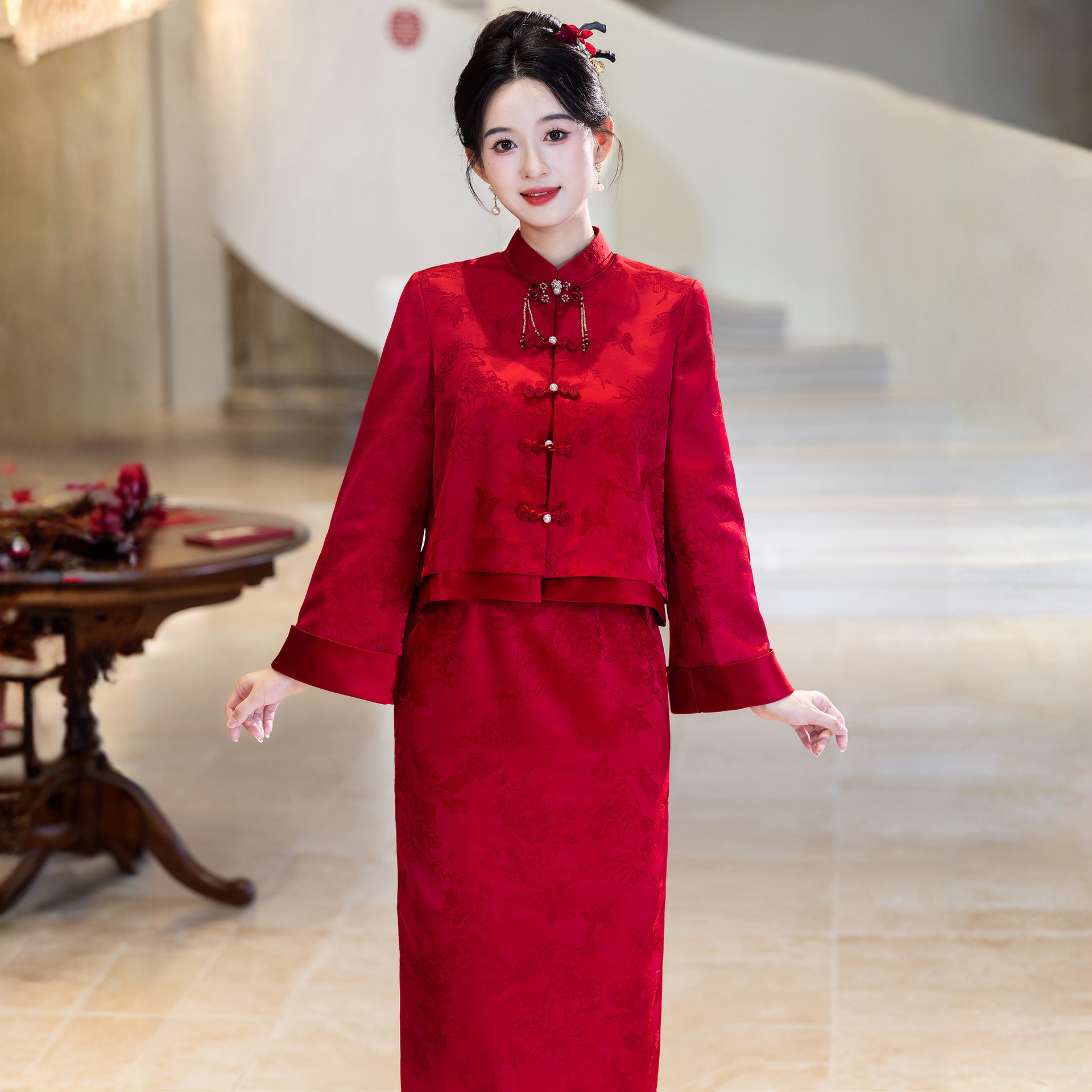 新中式旗袍嫁衣敬酒服新娘冬季长袖秀禾结婚衣服套装订婚礼服遮肉