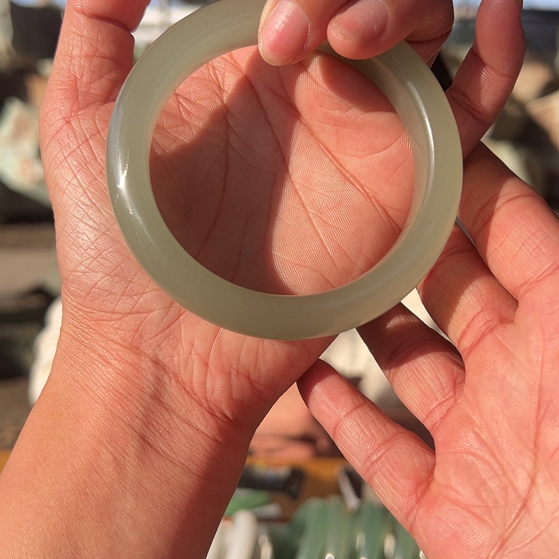 绿东陵冰晴水手镯