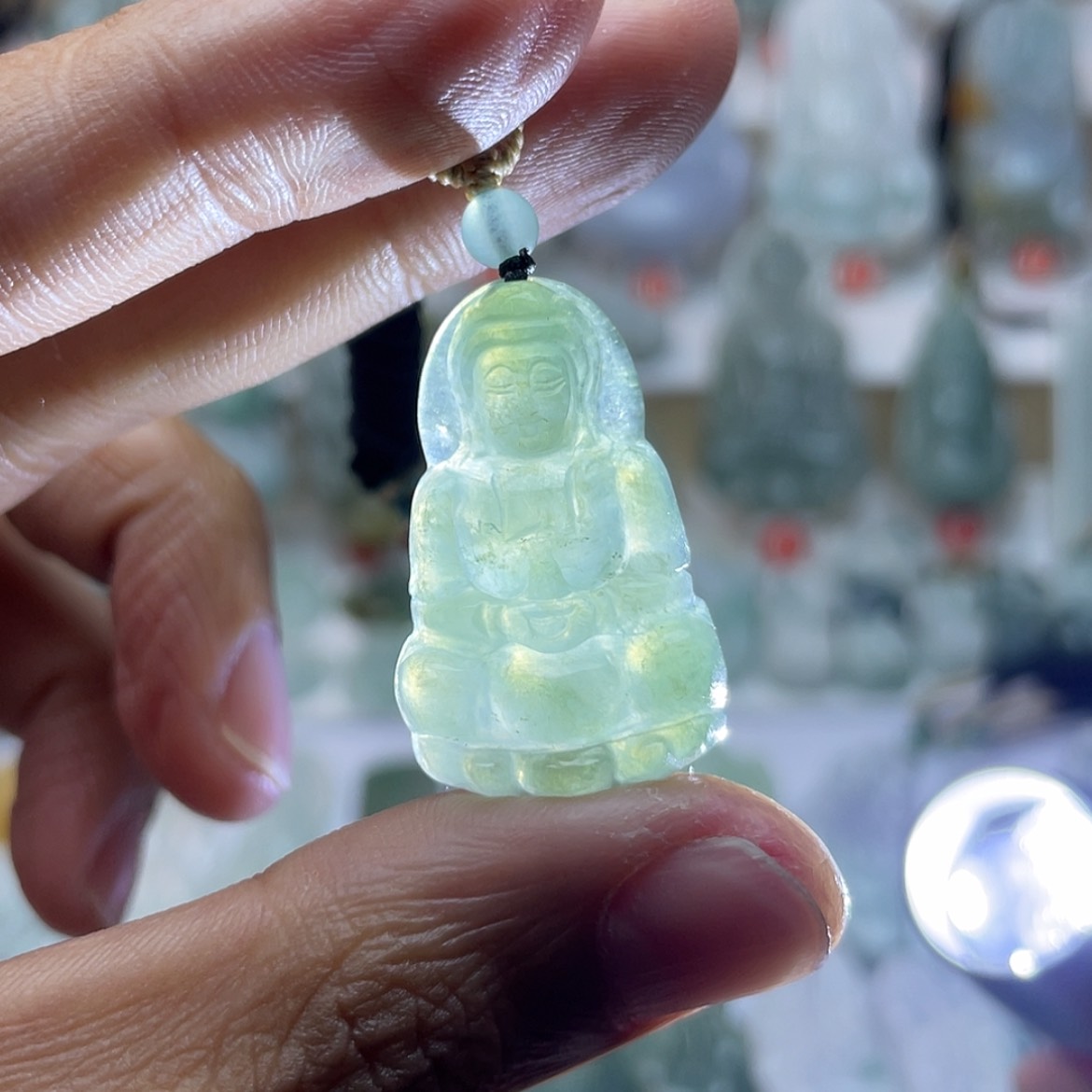 【闪购商品】颈饰未镶嵌翡翠观音