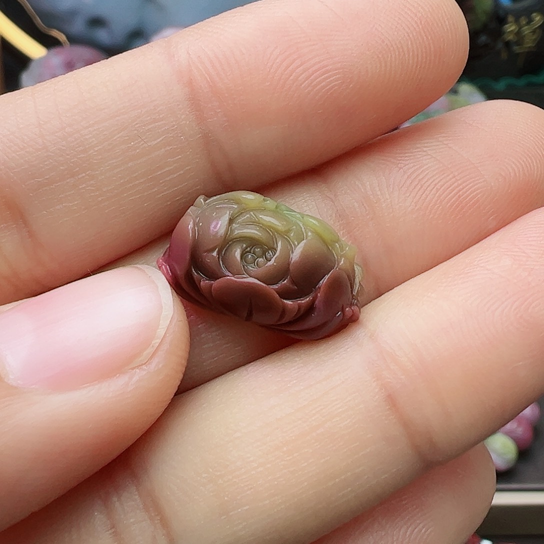 石英质玉定制未镶嵌盐源