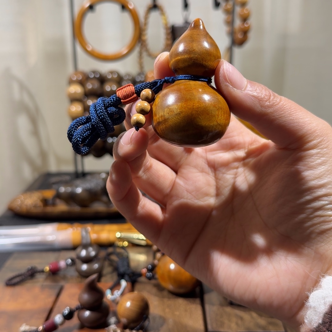 阿***吖楠木（金丝楠）手串/手链金丝楠葫芦手把件