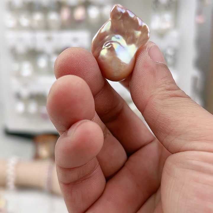 颈饰未镶嵌淡水珍珠