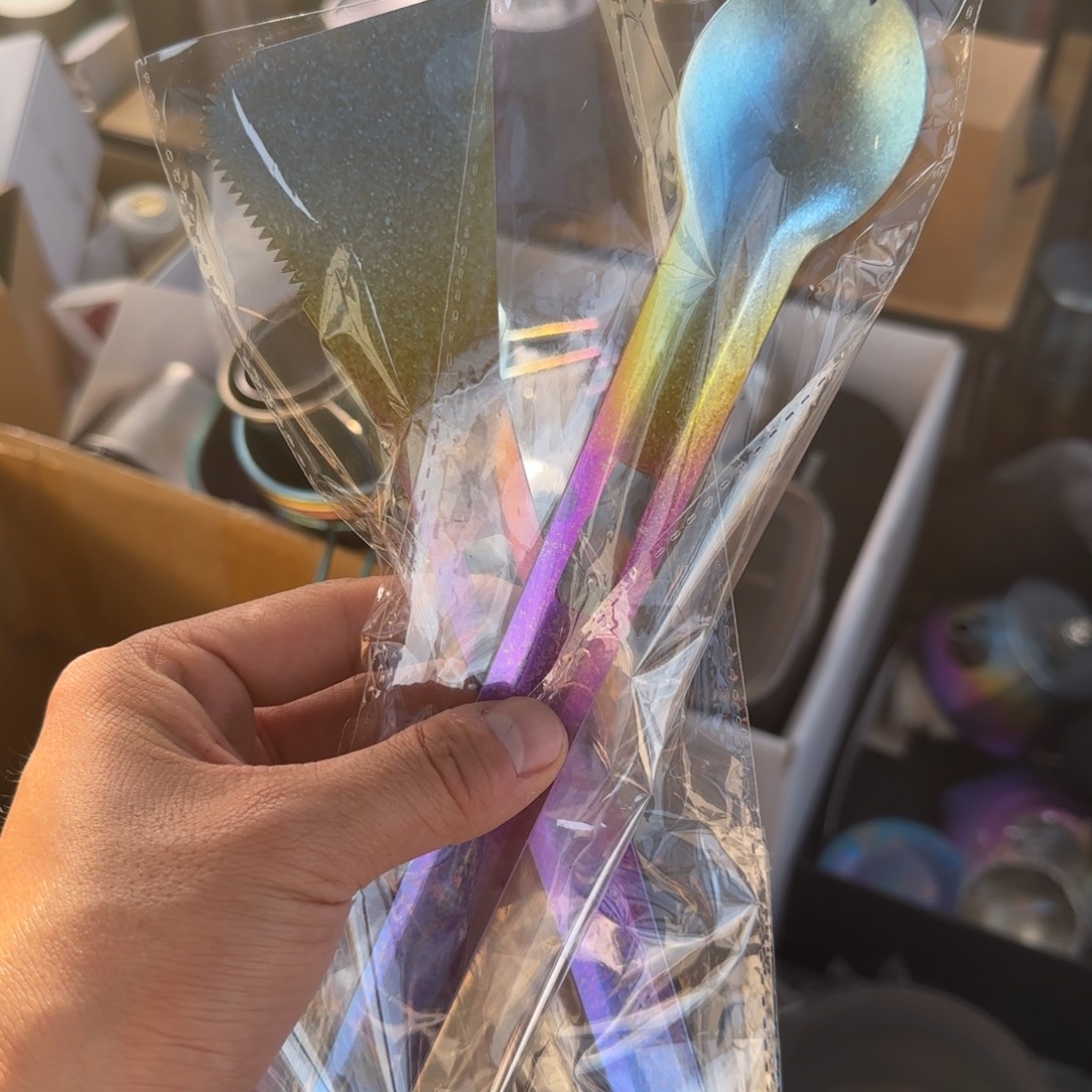 金属两个户外工具微瑕