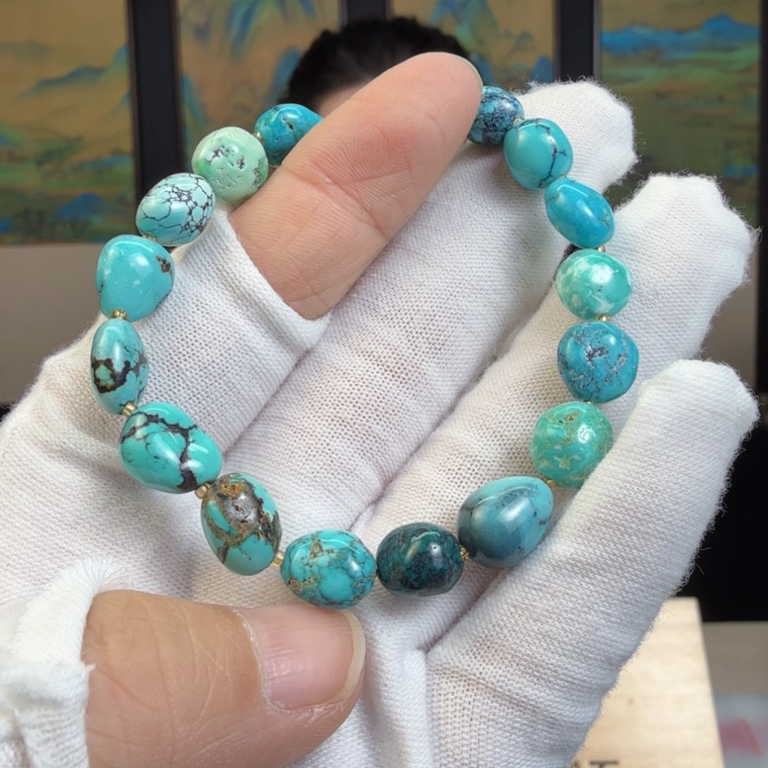 绿松石未镶嵌珠宝奇石