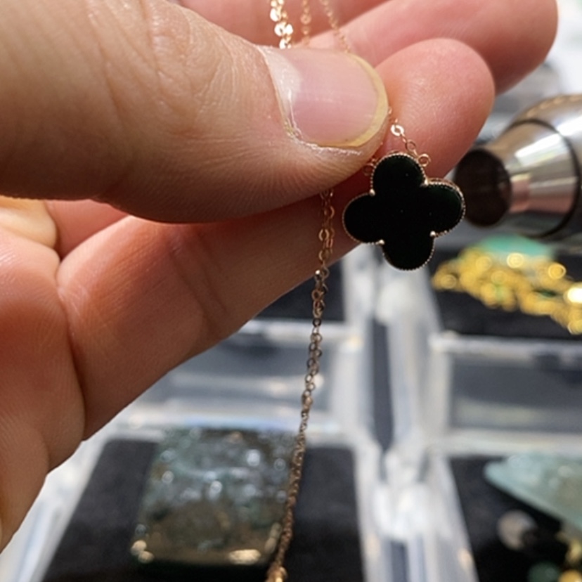 【闪购商品】翡翠挂件18K金镶嵌缅甸A货翡翠墨翠