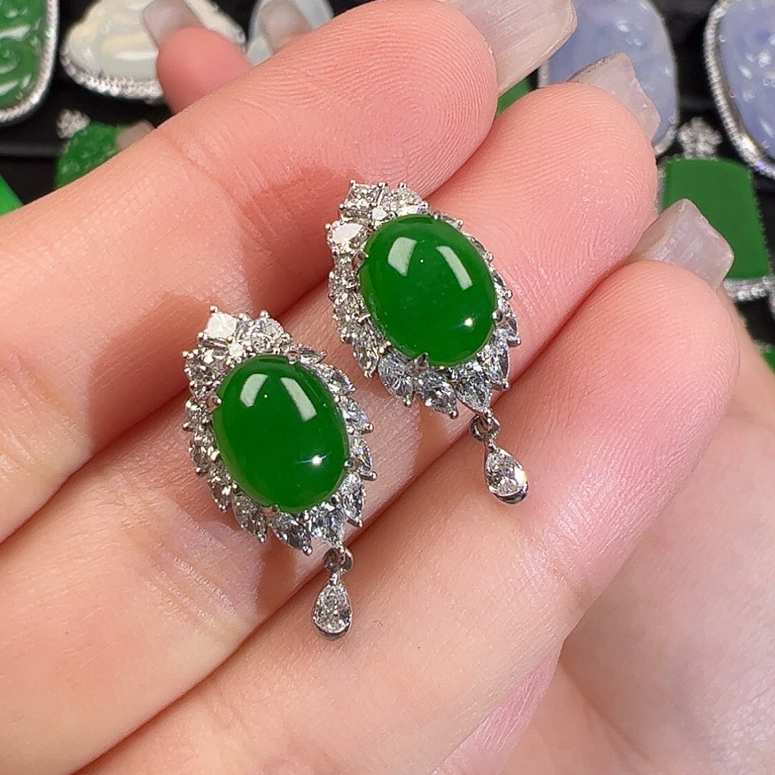 翡翠耳饰18K金镶嵌蛋面