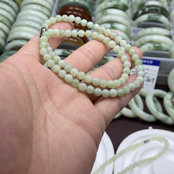 蛇纹石玉未镶嵌手链