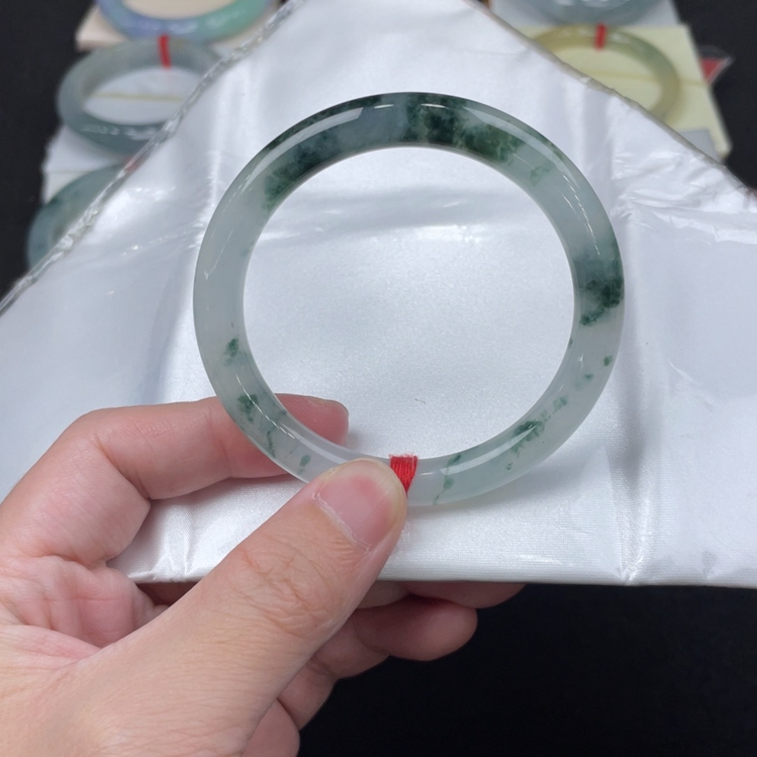 翡翠手镯未镶嵌53.3圆条