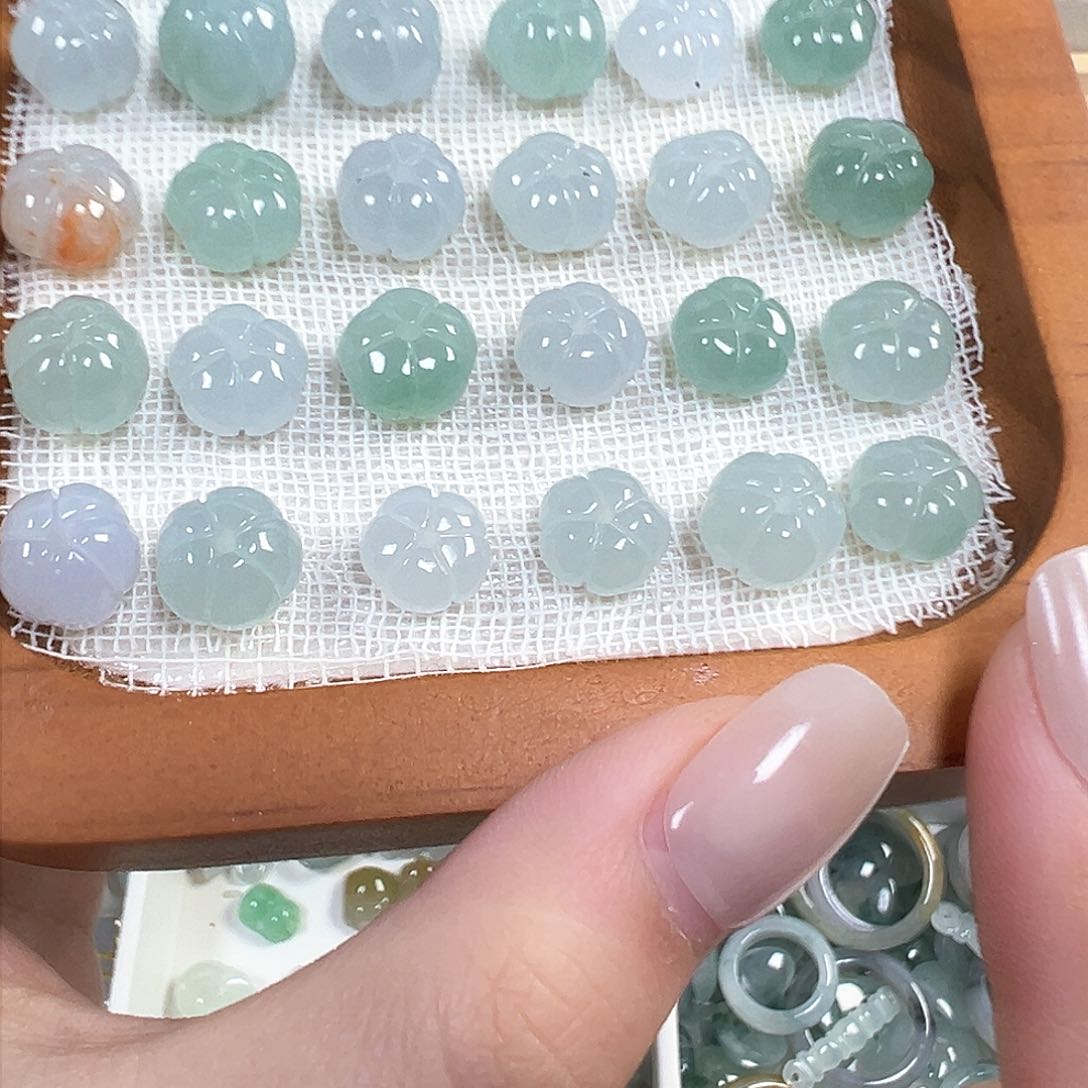 翡翠散珠南瓜珠一个
