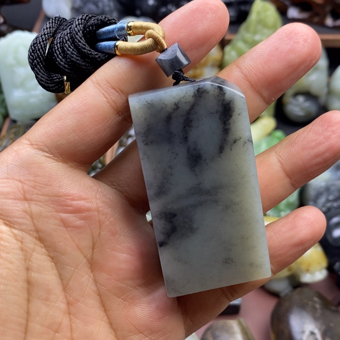 和田玉未镶嵌挂件