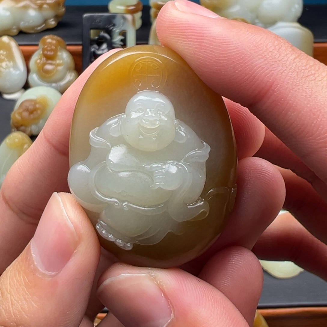 和田玉（糖玉）颈饰未镶嵌冰***雪