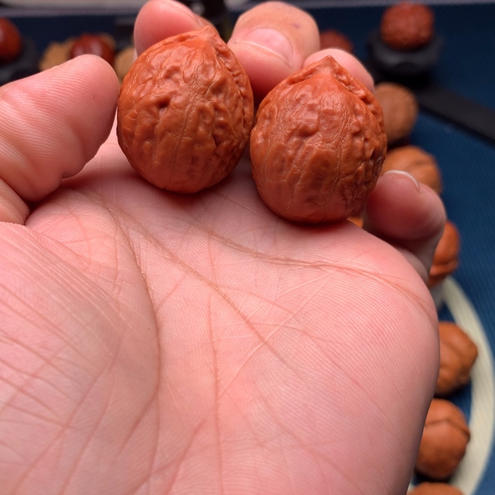 桃核把件众****…野生小手捻