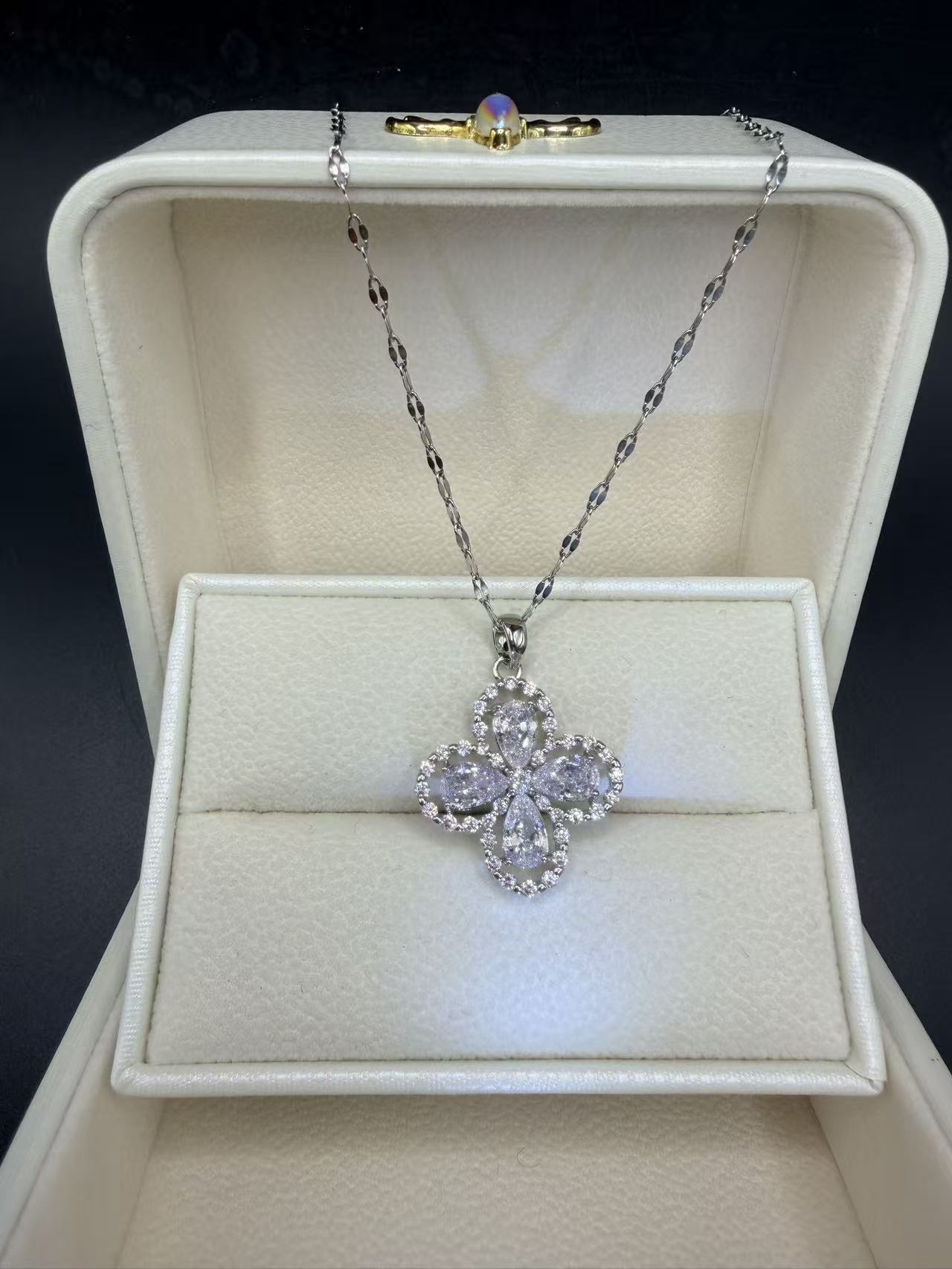 吊坠 【星辉绚灿  闪耀之星】C311