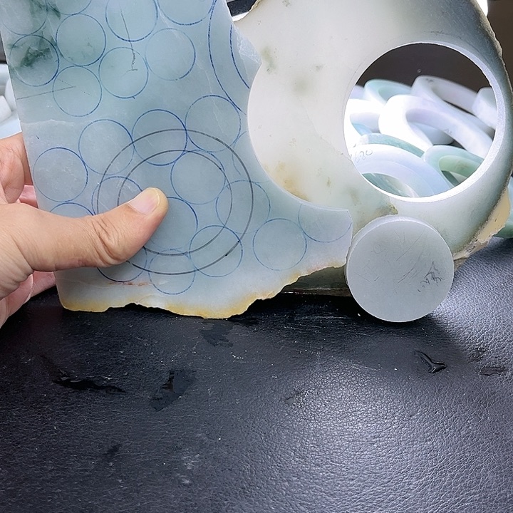 未镶嵌边角定制翡翠天*