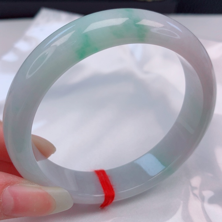 翡翠未镶嵌手镯58圈