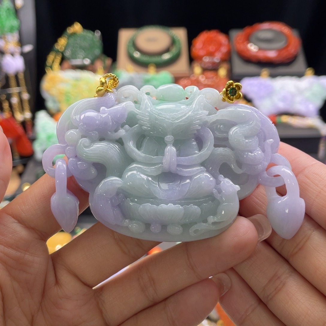 翡翠颈饰未镶嵌代编织