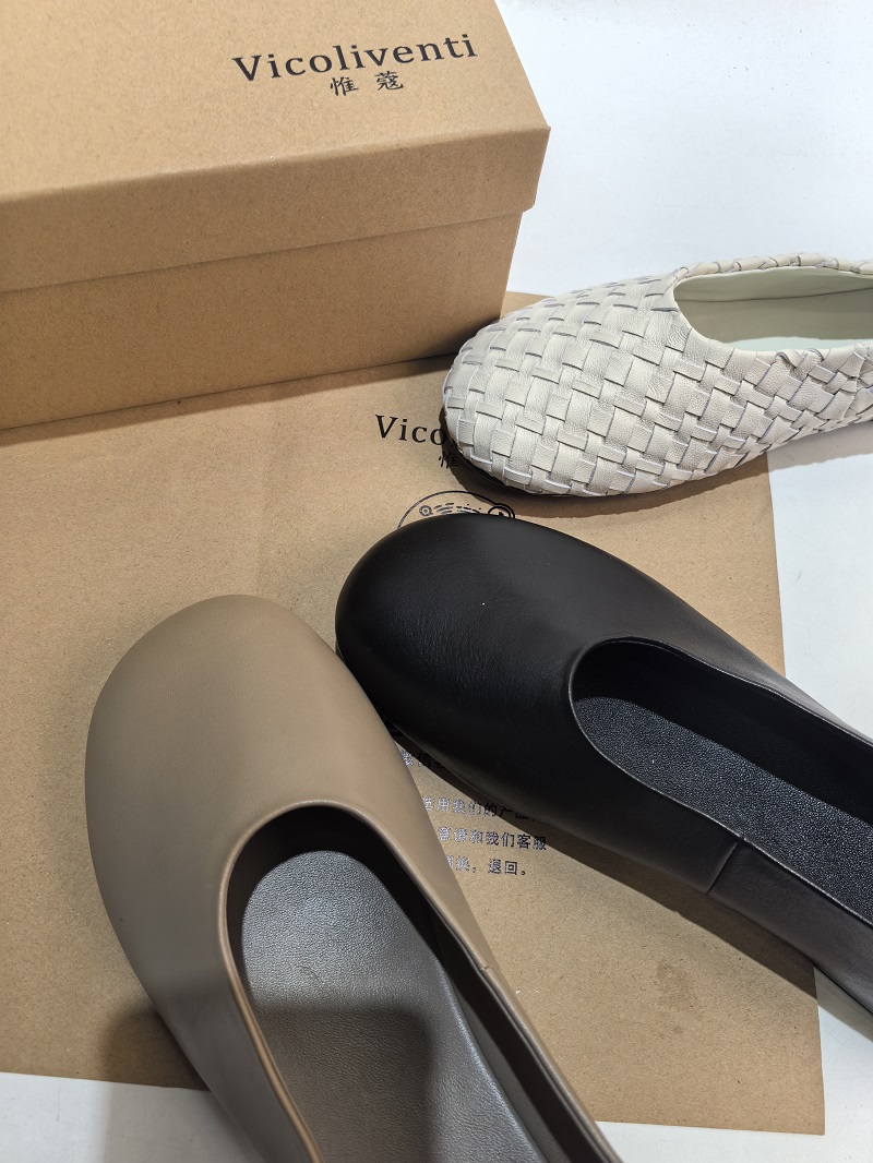 惟蔻*~真皮圆头软底浅口舒服单鞋