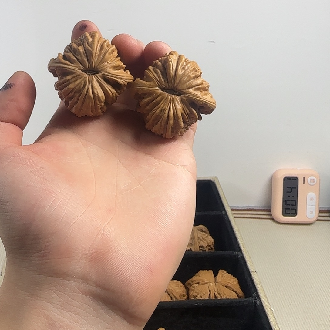 ****董吊坠文玩核桃哈哈哈哈哈哈哈哈哈哈