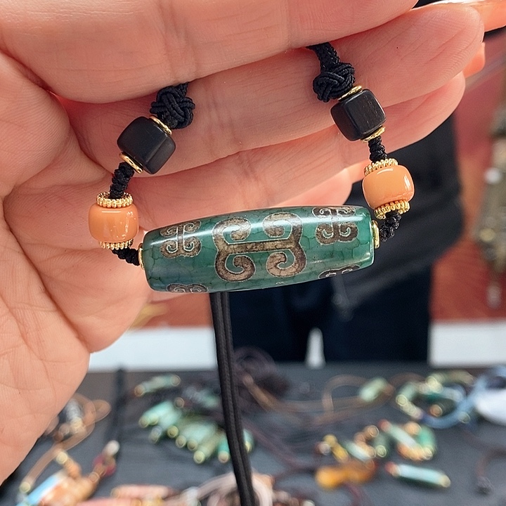 玛瑙/玉髓颈饰合金