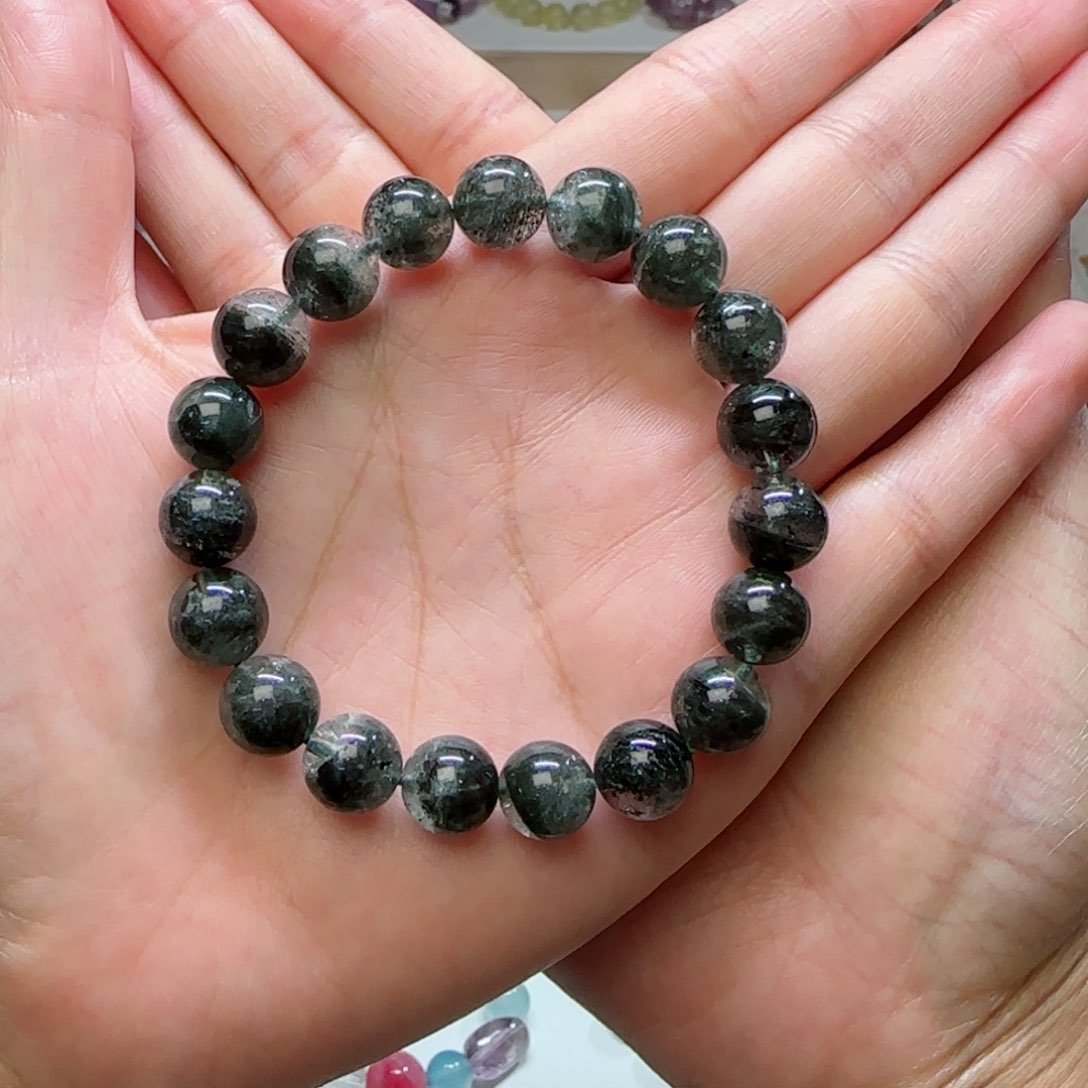 水晶手串未镶嵌孟****）绿幽灵10.3