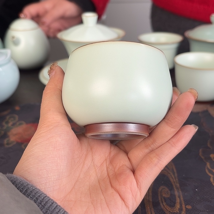龙泉云间青瓷小米茶器