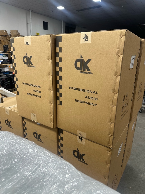 未拆封  9新  英国DK12寸6件套（音响，功放，效果器，麦，支架，机柜）