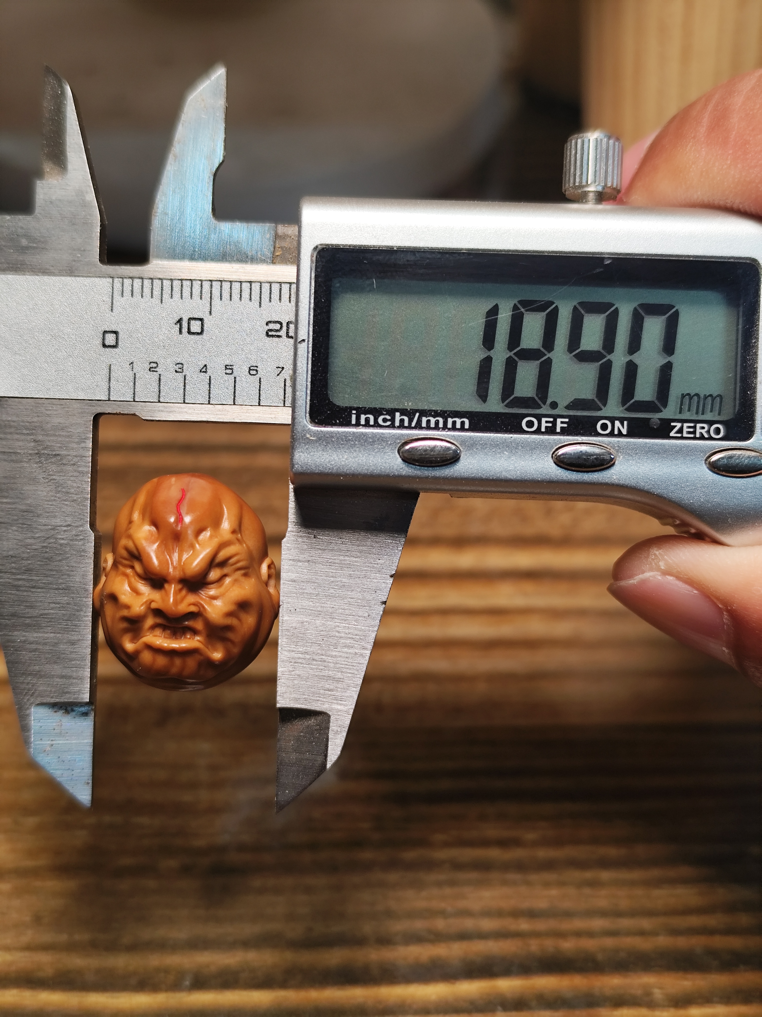 精品橄榄核放漏恶僧一代1.8+微怒