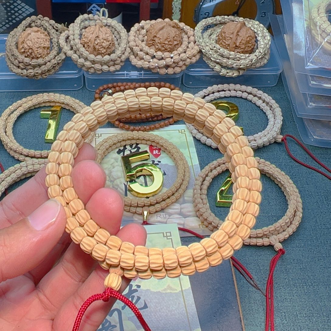 k***d吊坠柏香籽/百香籽